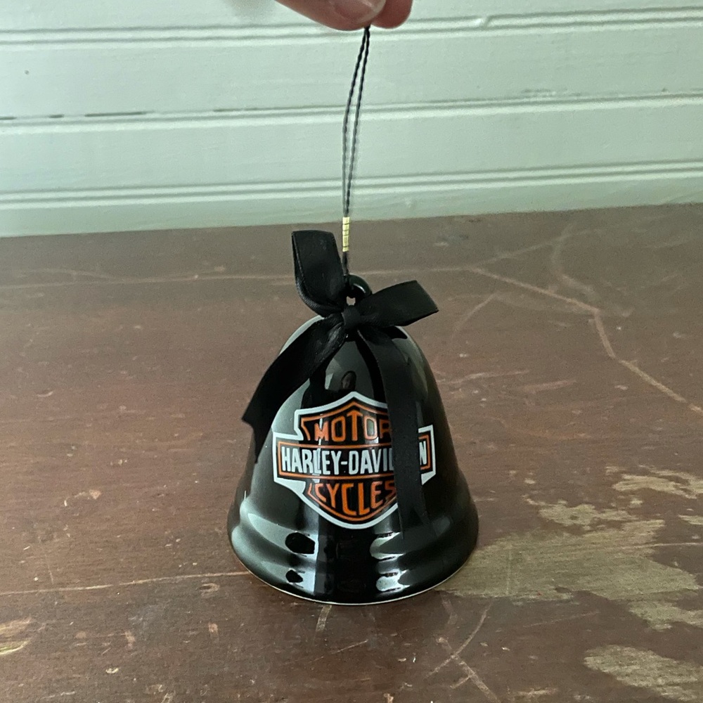 Harley Davidson 2008 Black Bell Ornament - Picture 2 of 4
